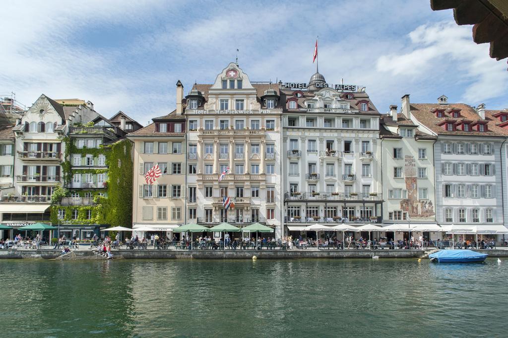 Hotel Pickwick And Pub "The Room With A View" Lucerne Exterior photo